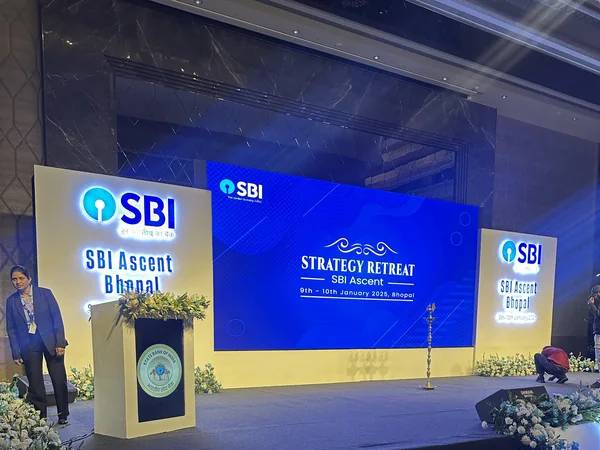 SBI Ascent — Delegates at the main stage